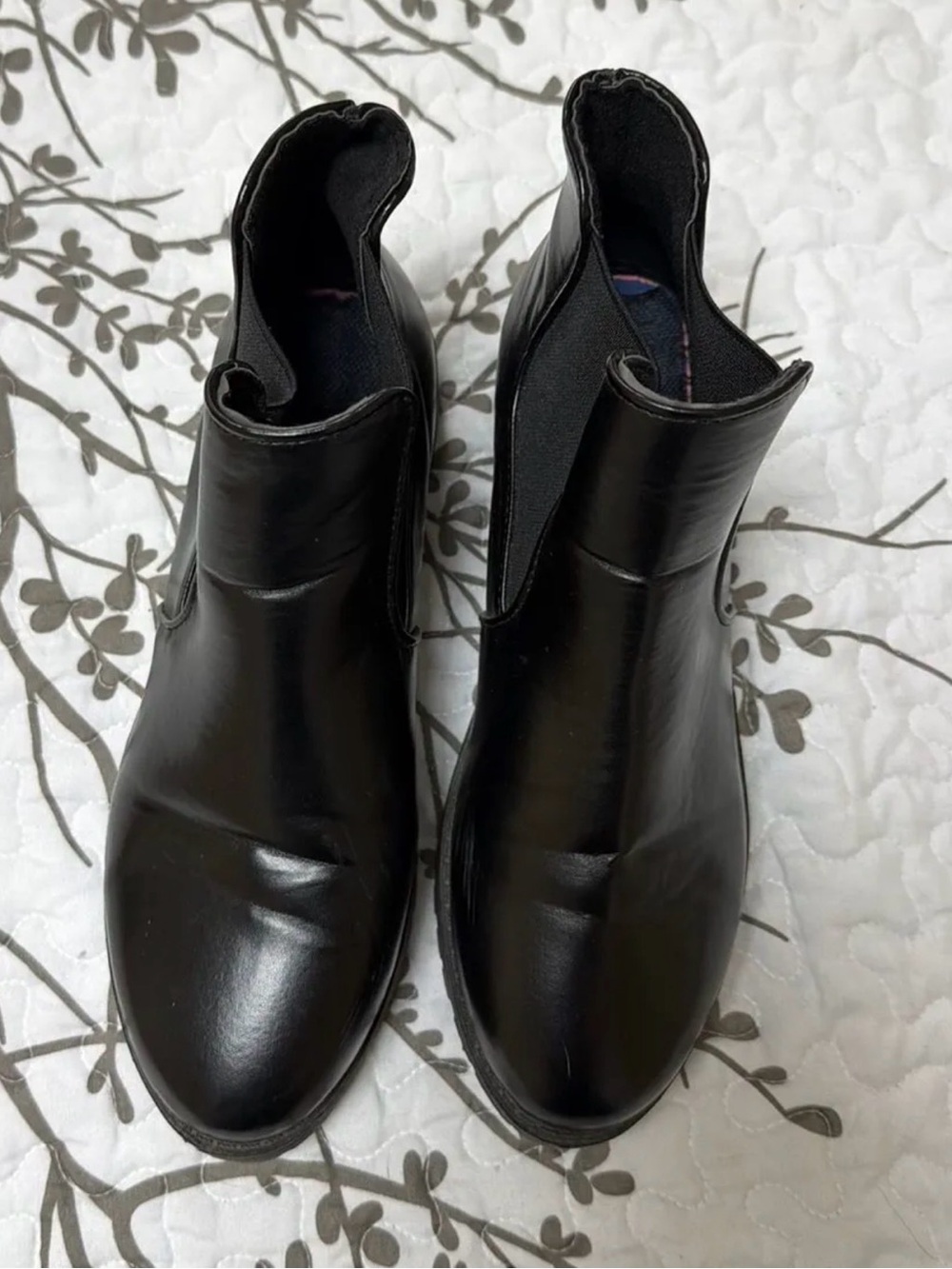 Black Boots